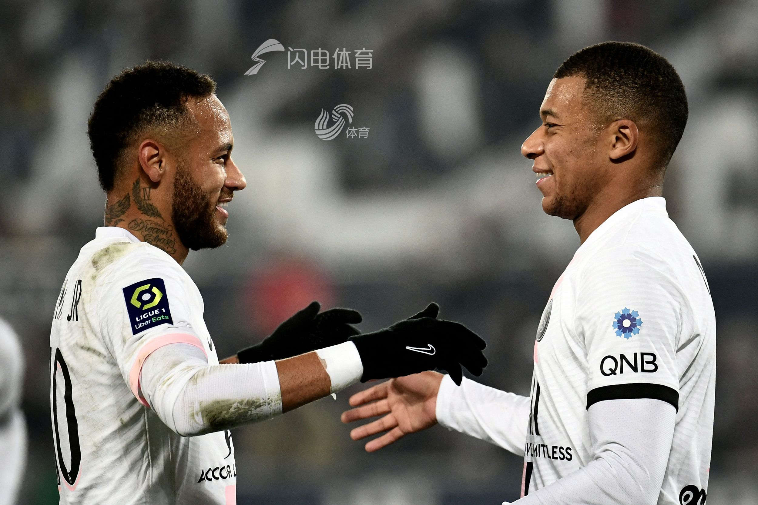 那不勒斯险胜里昂，莫德里奇梅开二度法甲的简单介绍