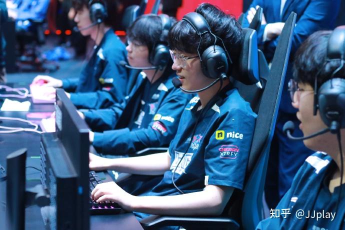 开云体育平台APP-LGD横扫EG，Scout开启传奇时刻全球总决赛3:0（成都）