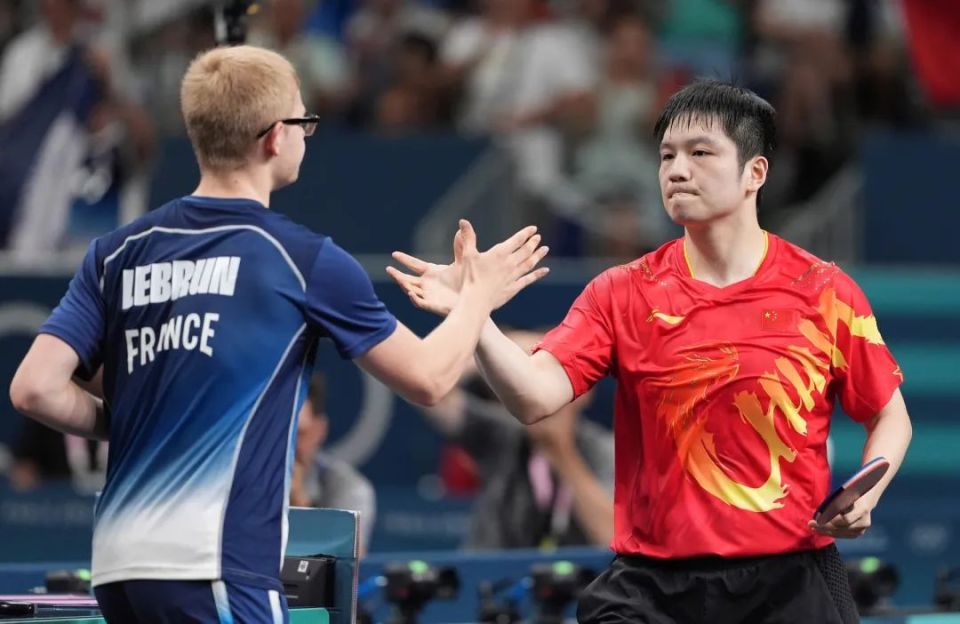 英国乒乓球队逆转奥地利乒乓球队,樊振东关键制胜的简单介绍 英国乒乓球队逆转奥地利乒乓球队,樊振东关键制胜的简单介绍